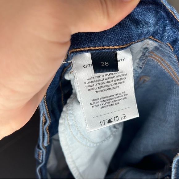 Citizens of Humanity Medium Wash Ambry Palma Straight Leg Jeans Raw Hem Cropped - Picture 13 of 15